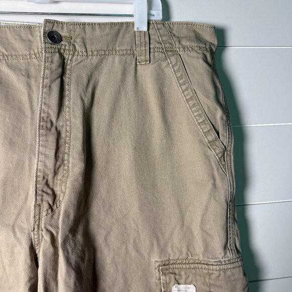 Levi's Red Tag Cargo Shorts, Tan/Khaki Sz 38 Men's - Picture 9 of 11